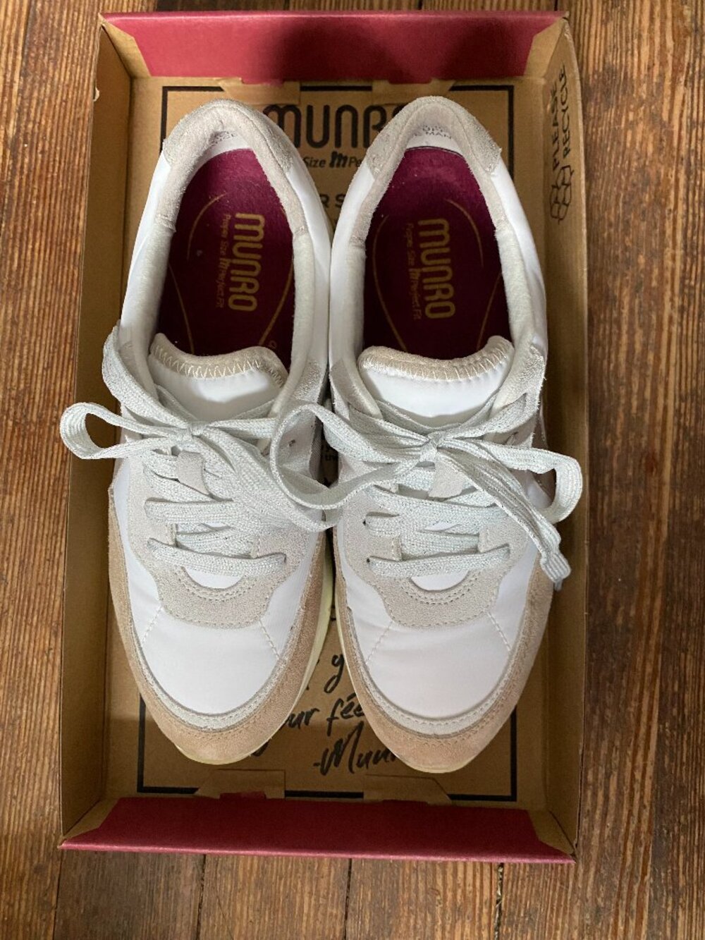Munro Piper Sneaker – 5.5M, White Combo